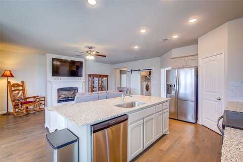 Mesa, LONE OAK, TX 75453