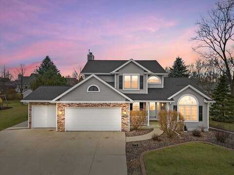 Pine, JACKSON, WI 53037