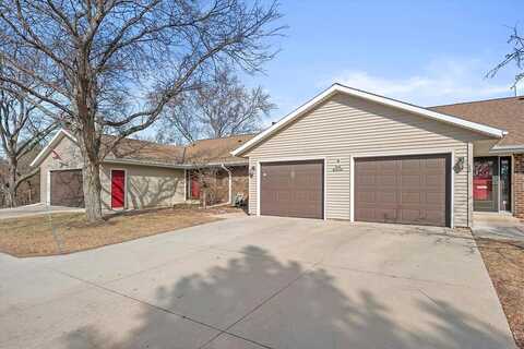 Nottingham, OCONOMOWOC, WI 53066