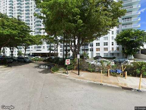 174Th, SUNNY ISLES BEACH, FL 33160