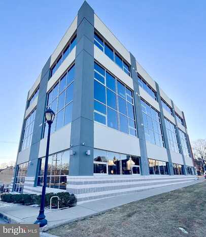Bridge St #201, PHOENIXVILLE, PA 19460