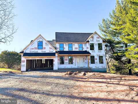 E 1St Ave, TRAPPE, PA 19426