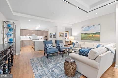 N Pierce St #202, ARLINGTON, VA 22209