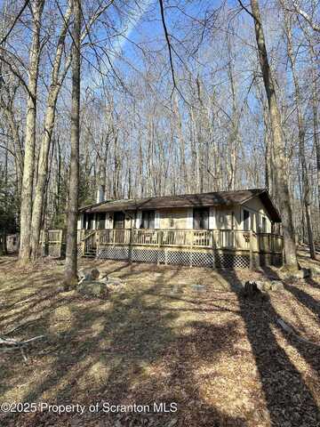 N Lehigh River Drive, Gouldsboro, PA 18424