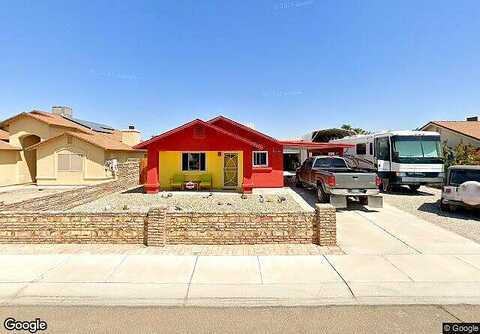 E 37 St, Yuma, AZ 85367