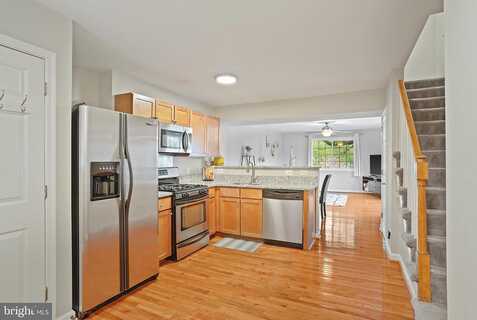 N Van Dorn St #A, ALEXANDRIA, VA 22304