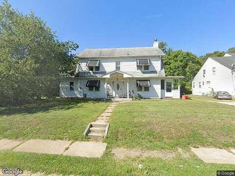 S Warwick Rd, LAWNSIDE, NJ 08045