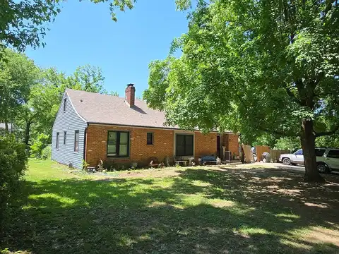 Norwood, INDEPENDENCE, MO 64052