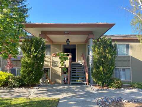 Skycrest Dr 2, Walnut Creek, CA 94595