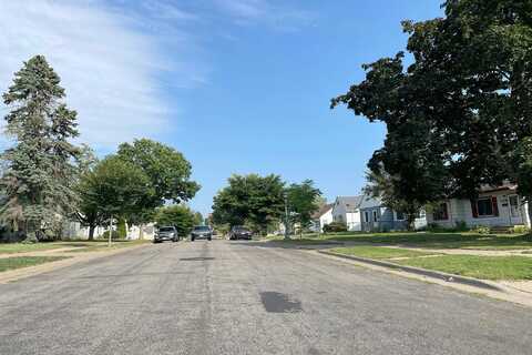 4Th, SAINT PAUL, MN 55119