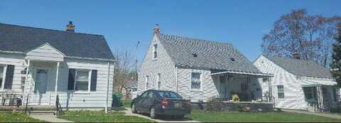 Brittany, EASTPOINTE, MI 48021