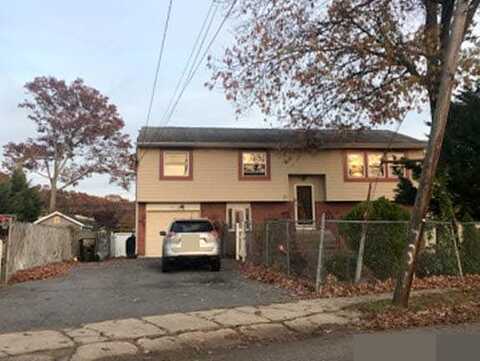 Commack, ISLIP, NY 11751