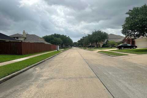 Lakewood, PASADENA, TX 77504