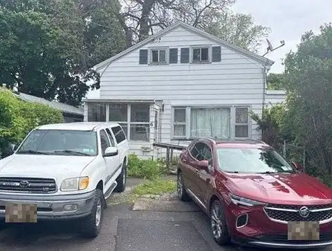 Meriden, ROCHESTER, NY 14612