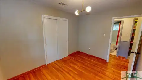 Hull, SYLVANIA, GA 30467