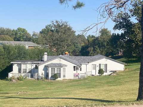 Christopher, SAINT LOUIS, MO 63129