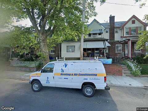 20Th Street, Philadelphia, PA 19138