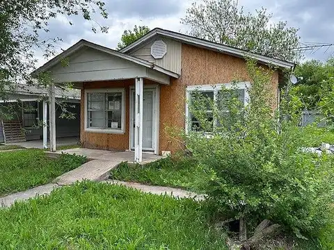 1St, DAVIS, OK 73030