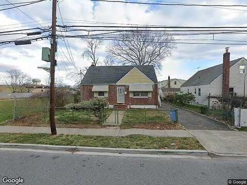 Nostrand, UNIONDALE, NY 11553