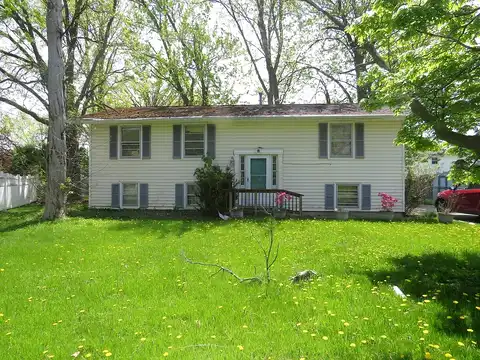 Summer, LOCKPORT, NY 14094