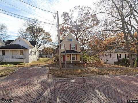 Vine, POPLAR BLUFF, MO 63901