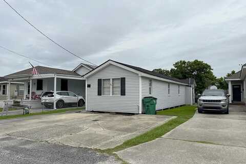 Avenue B, WESTWEGO, LA 70094