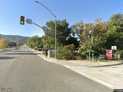 Ventu Park Rd, THOUSAND OAKS, CA 91320