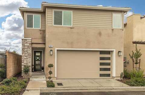 Rogers, CLOVIS, CA 93619