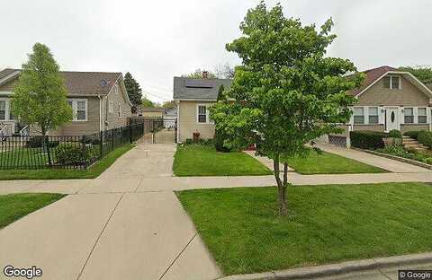 East, AURORA, IL 60505