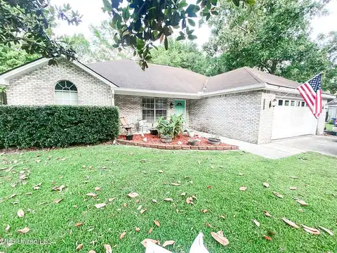 2Nd, OCEAN SPRINGS, MS 39564