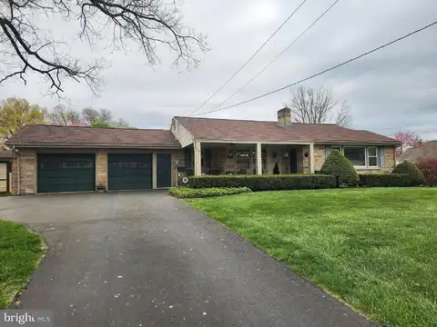 Jackson, NEW HOLLAND, PA 17557
