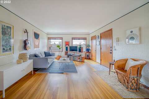 Caruthers, PORTLAND, OR 97214