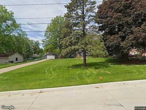 68Th, WINDSOR HEIGHTS, IA 50324
