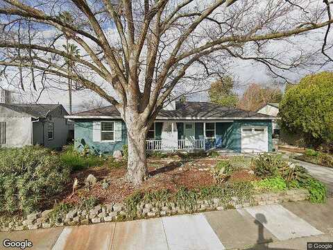 55Th, SACRAMENTO, CA 95820