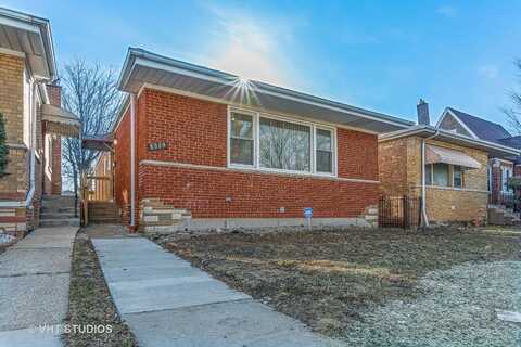 Jeffery, CHICAGO, IL 60617