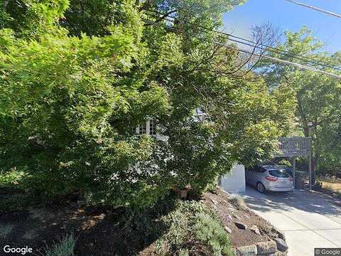 Walnut, ASHLAND, OR 97520