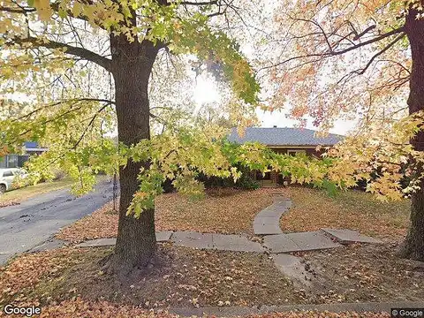 Petite, EAST SAINT LOUIS, IL 62203
