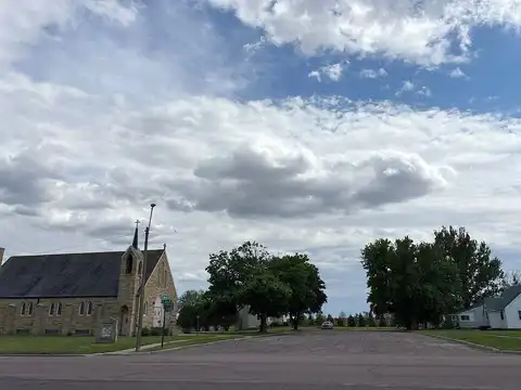Adrian, DARFUR, MN 56022