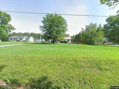 Lewis, BURNS, TN 37029