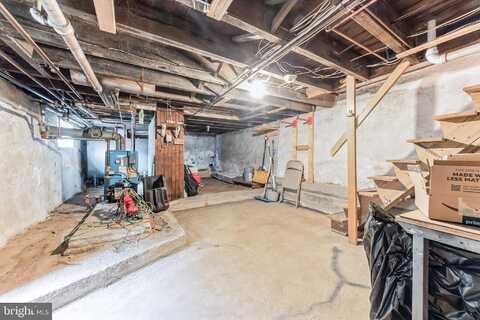 S Broad St, HARLEYSVILLE, PA 19438