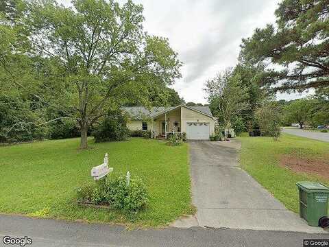 Red Fox, WILMINGTON, NC 28409