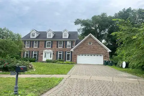 Triple Crown, BARTLETT, IL 60103