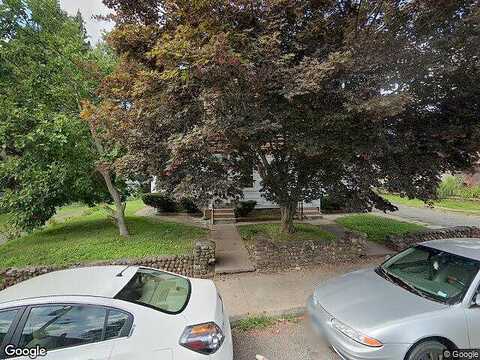 Birch, MANCHESTER, CT 06040