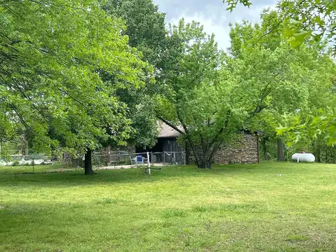 Hickman, GREEN FOREST, AR 72638