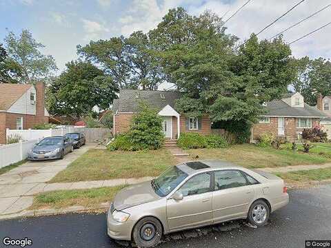 Stanton, UNIONDALE, NY 11553