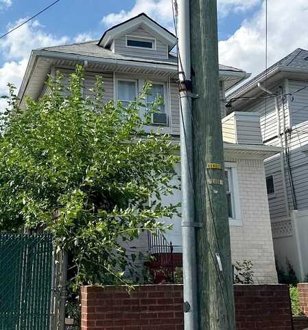104Th, JAMAICA, NY 11433