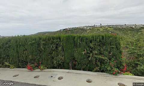 Thurston, LAGUNA BEACH, CA 92651