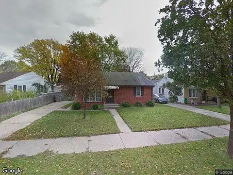 Birch, MILWAUKEE, WI 53209