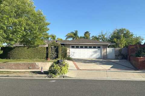 Veva Way, Calabasas, CA 91302