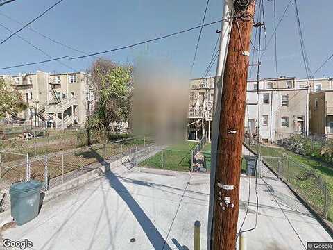 Linden, BALTIMORE, MD 21217